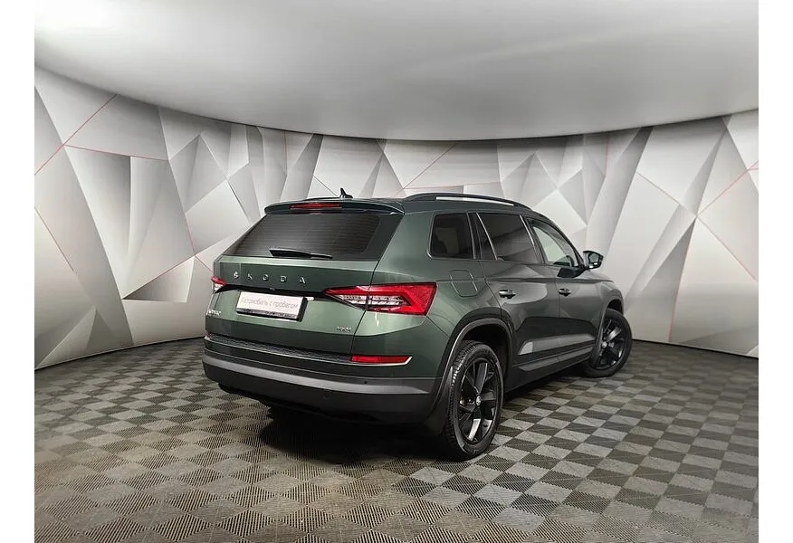 АВИЛОН - Skoda Kodiaq 1.4 TSI DSG 4X4 (150 л.с.) Зеленый - slide 0
