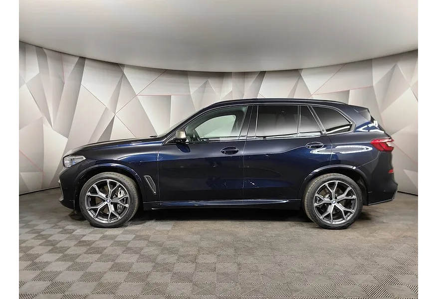BMW X5 M50d Steptronic xDrive (400 л.с.) M Special Черный в АВИЛОН. Слайд №5