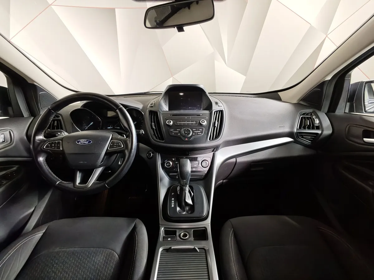 Ford Kuga 2.5 AT (150 л.с.) Trend Черный в АВИЛОН. Слайд №13