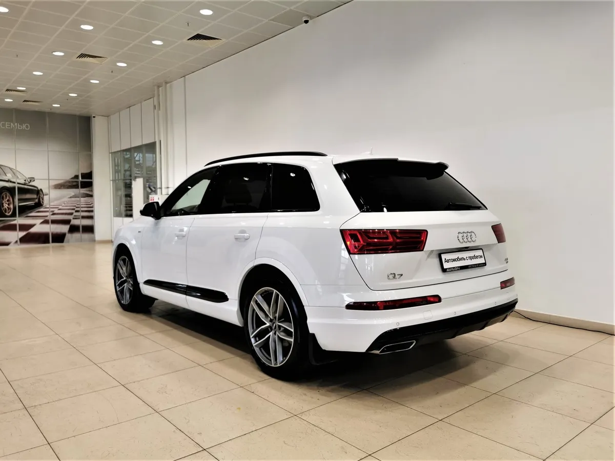 Audi Q7 3.0 TDI Tiptronic quattro (249 л.с.) Белый в АВИЛОН. Слайд №4
