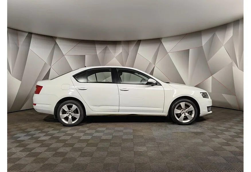 LIVE. Слайд №4