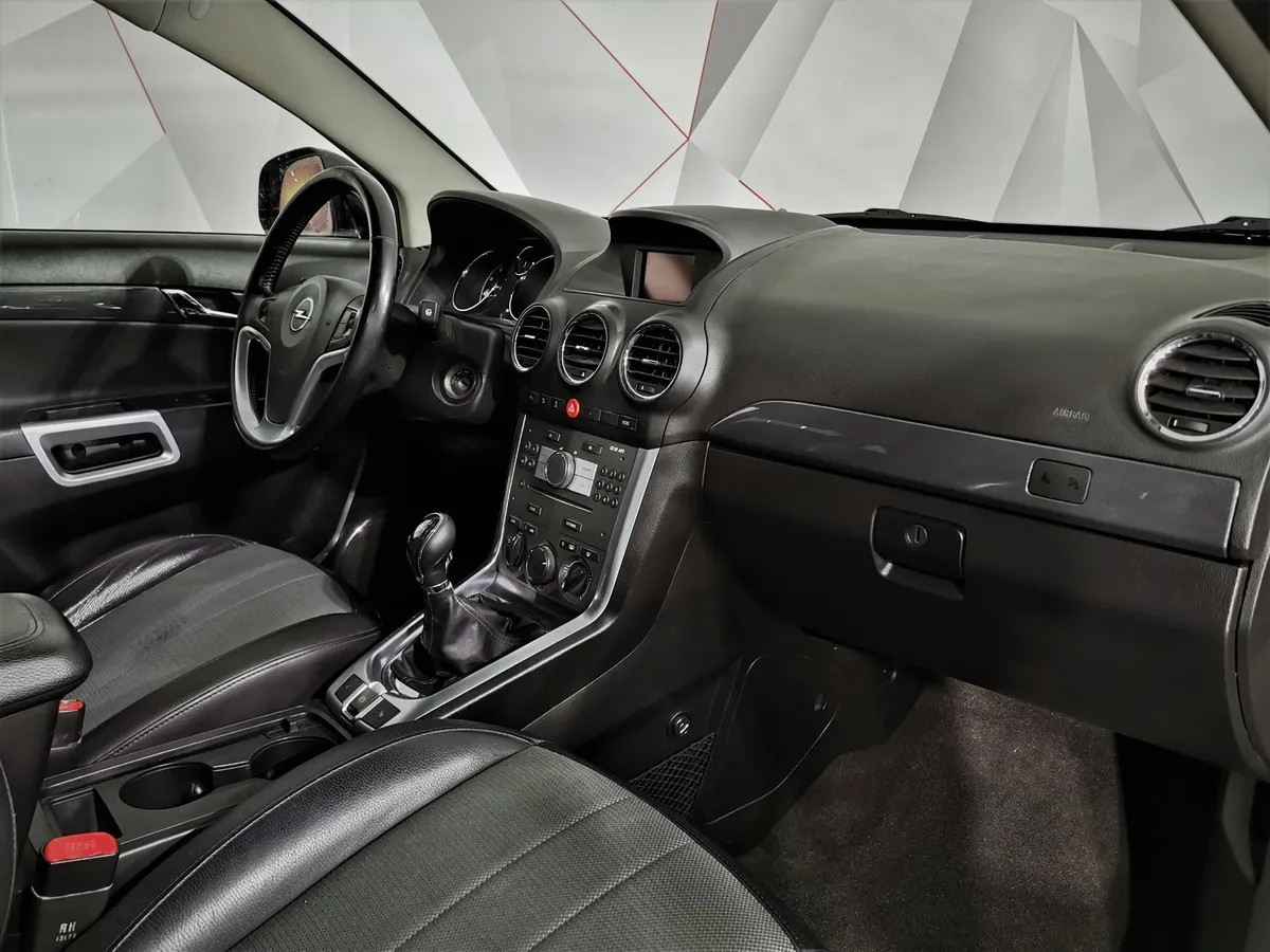 Opel Antara 2.2 CDTi MT AWD (164 л.с.) Черный в АВИЛОН. Слайд №12