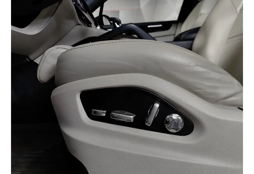 Porsche Cayenne Turbo 4.0 Tiptronic AWD (550 л.с.) Черный в АВИЛОН. Слайд №26