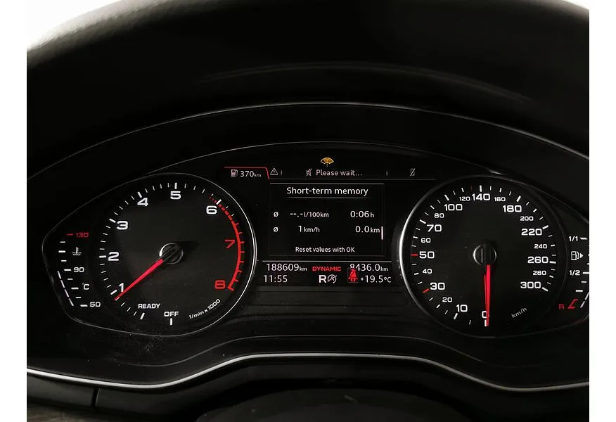 Audi A4 2.0 TFSI S tronic quattro (249 л.с.) Серый в АВИЛОН. Слайд №17