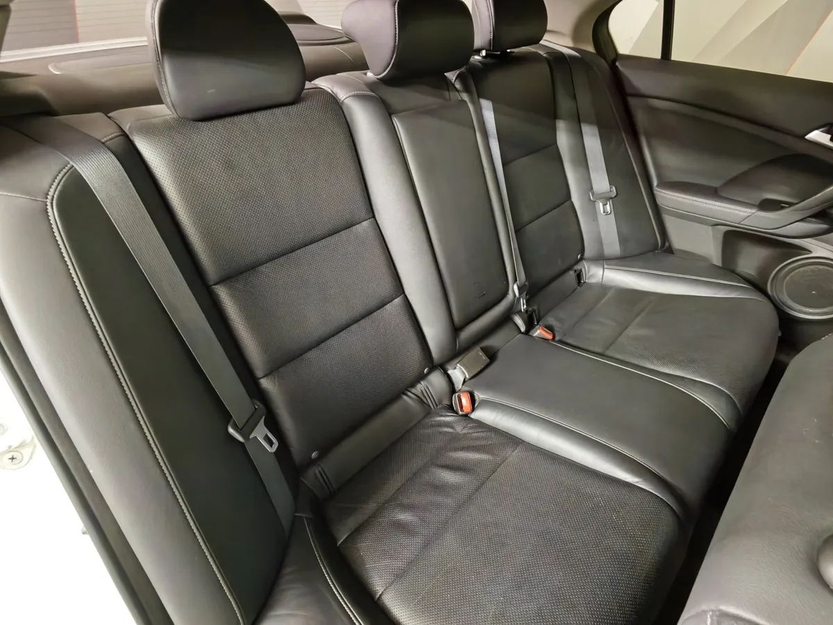 Honda Accord Type S 2.4 AT (201 л.с.) Белый в АВИЛОН. Слайд №17