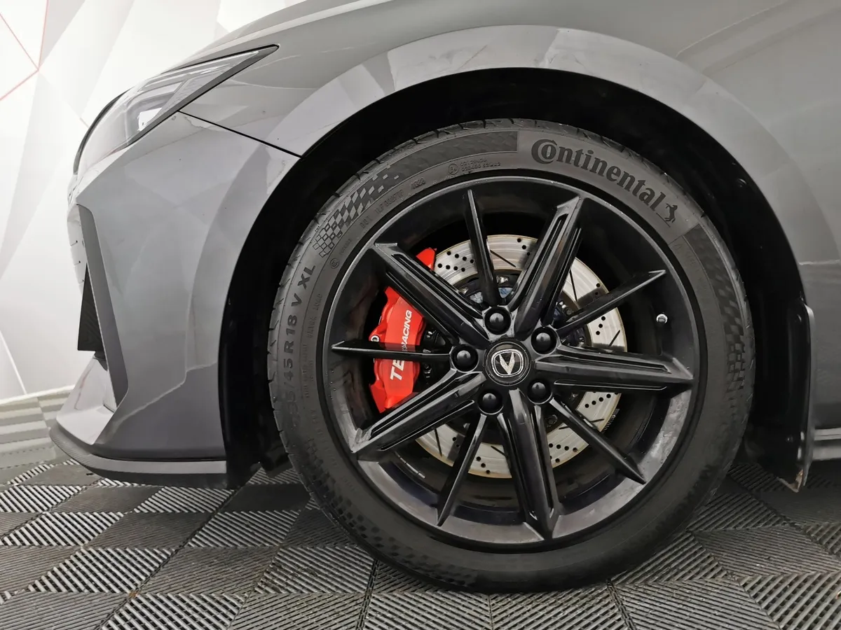 Changan UNI-V 1.5 AMT (181 л.с.) Tech Серый в АВИЛОН. Слайд №9