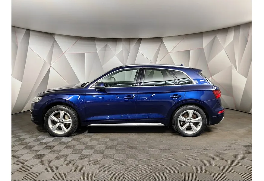 Audi Q5 2.0 TFSI S tronic quattro (249 л.с.) Design Синий в АВИЛОН. Слайд №3