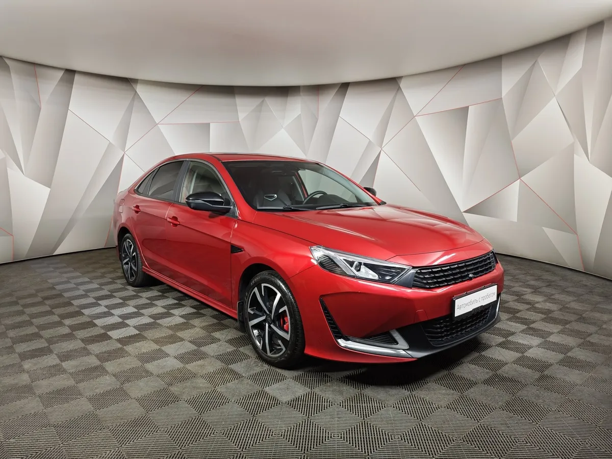 Kaiyi E5 1.5 CVT 2WD (147 л.с.) Luxury Красный в АВИЛОН. Слайд №3