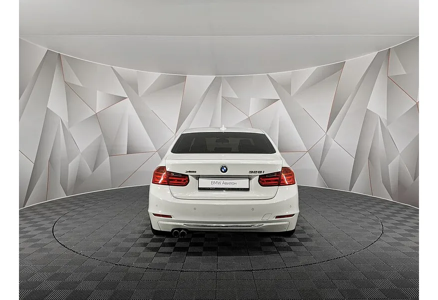 BMW 3 серия 328i xDrive AT (245 л.с.) Base Локальная сборка Белый в АВИЛОН. Слайд №4