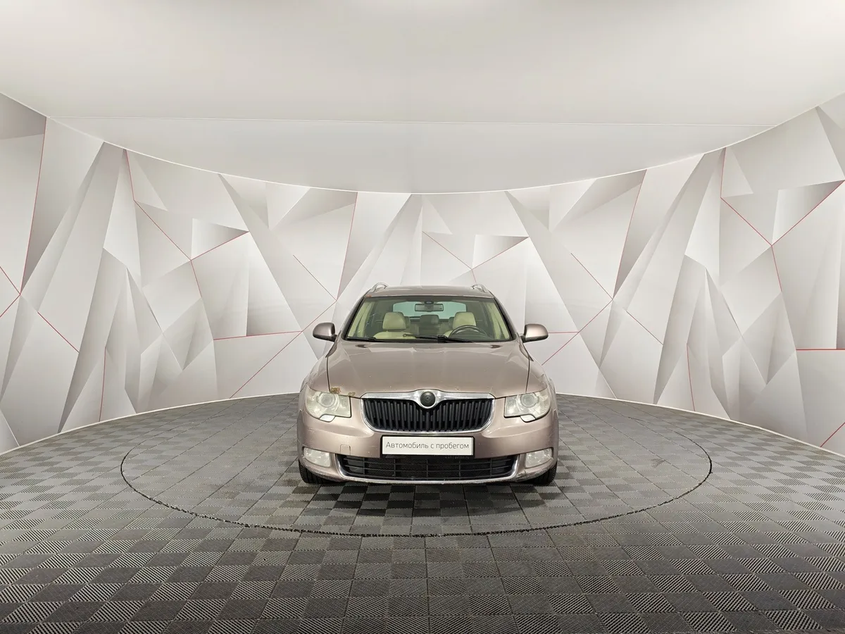 Skoda Superb 2.0 TDI DSG (140 л.с.) Серый в АВИЛОН. Слайд №7