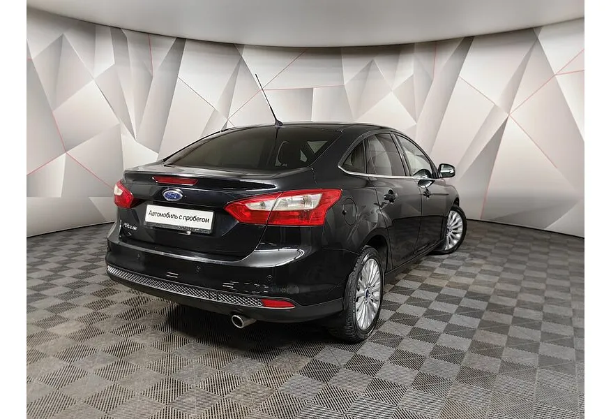 Ford Focus 2.0 PowerShift (150 л.с.) Trend Черный в АВИЛОН. Слайд №2