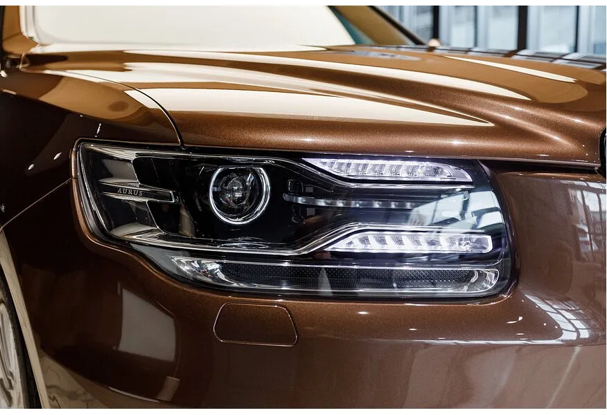 AURUS Komendant 4.4 AWD AT (598 л.с.) Оранжевый в АВИЛОН. Слайд №16