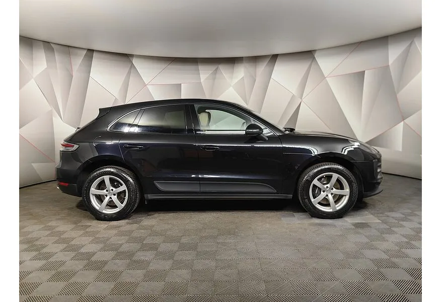 Porsche Macan 2.0 PDK AWD (252 л.с.) Черный в АВИЛОН. Слайд №6