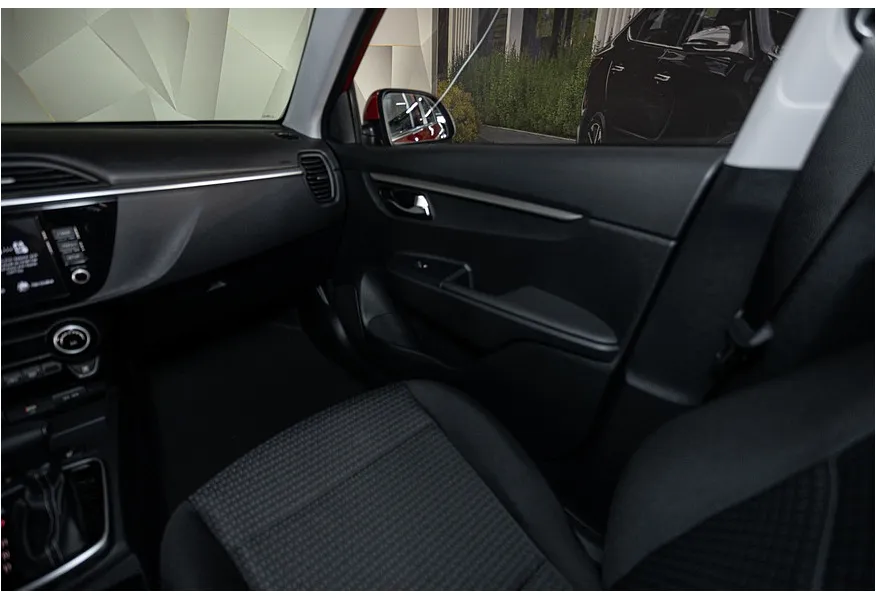АВИЛОН - Solaris KRS 1.6 AT (123 л.с.) Prestige Красный - slide 6