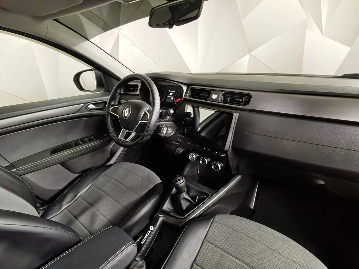 Renault Arkana 1.6 MT 2WD (114 л.с.) Серый в АВИЛОН. Слайд №13