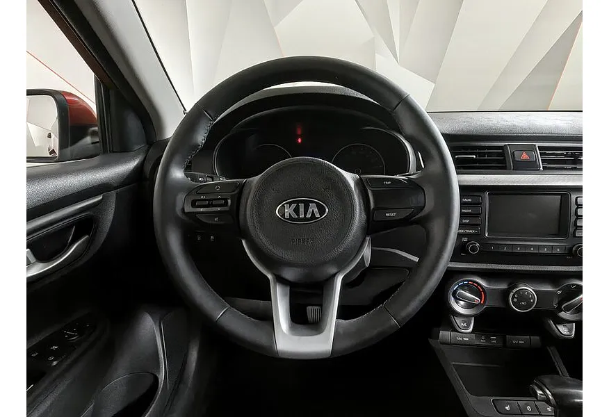 АВИЛОН - Kia Rio X-Line 1.6 AT (123 л.с.) Luxe Красный - slide 8