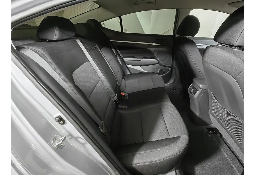 АВИЛОН - Hyundai Elantra 2.0 AT (150 л.с.) Active Серебристый - slide 6