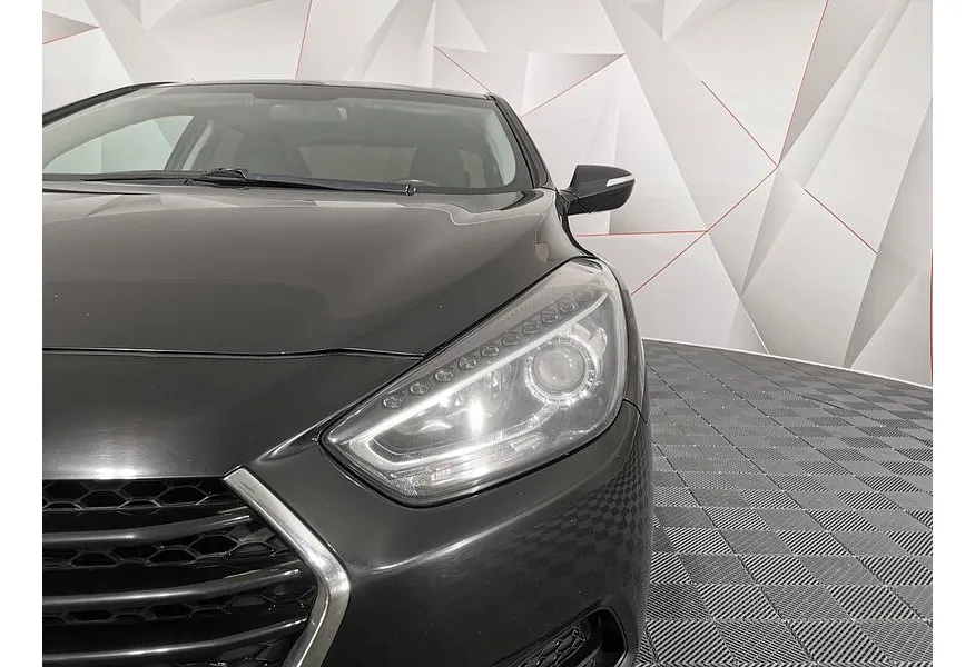 Hyundai i40 2.0 AT (150 л.с.) Active plus Черный в АВИЛОН. Слайд №10