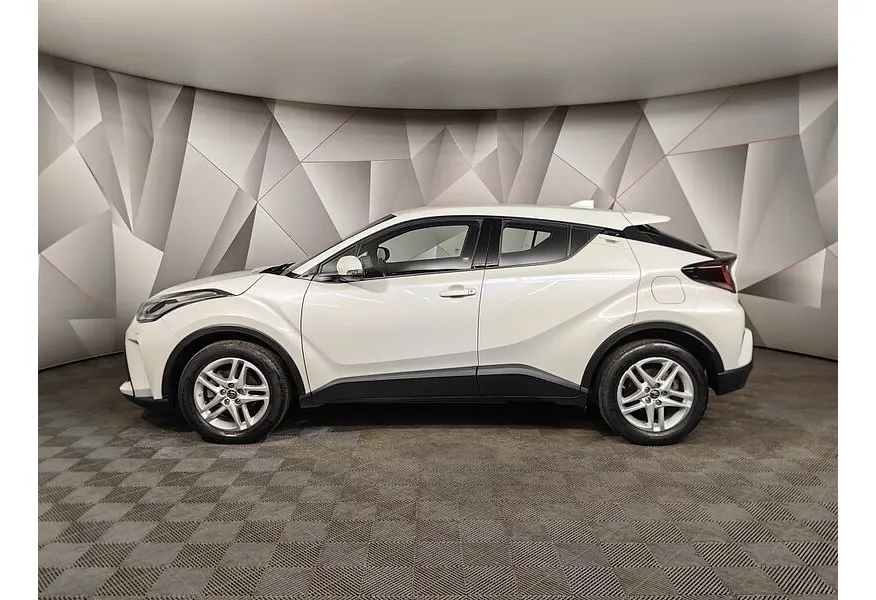 Toyota C-HR 2.0 CVT (148 л.с.) Белый в АВИЛОН. Слайд №5