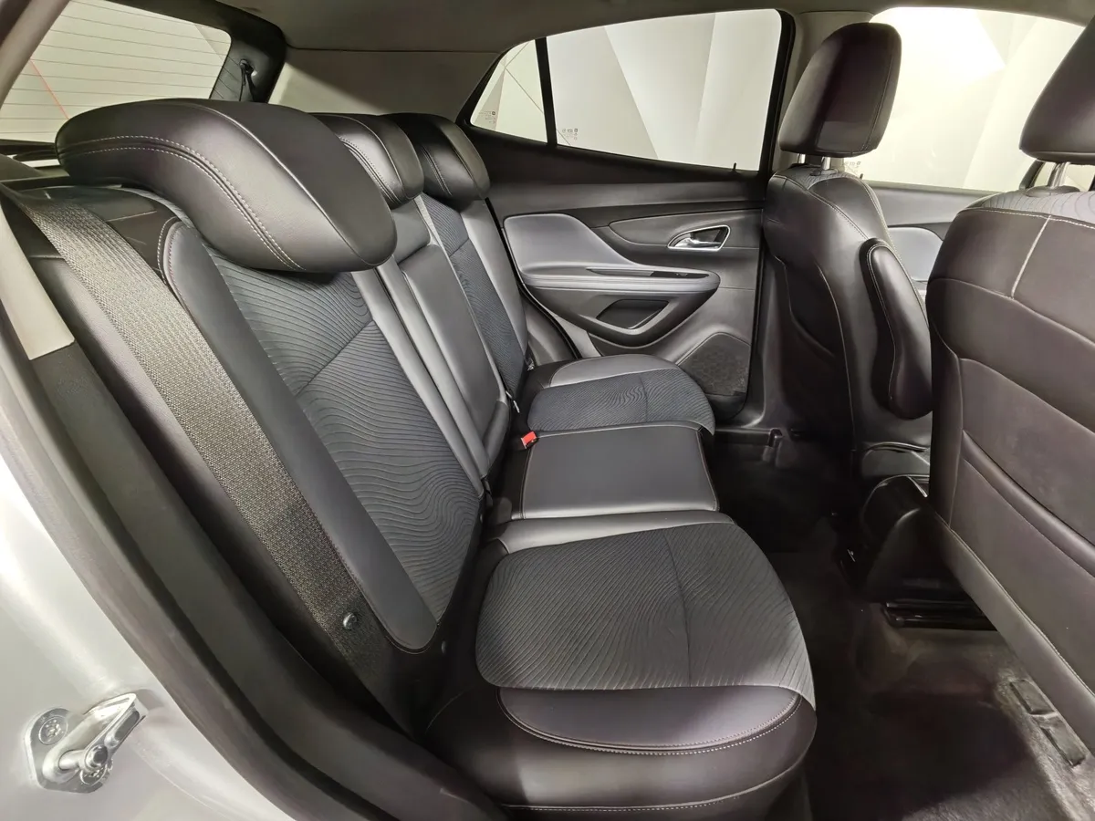 Opel Mokka 1.8 AT AWD (140 л.с.) Cosmo Серебристый в АВИЛОН. Слайд №15