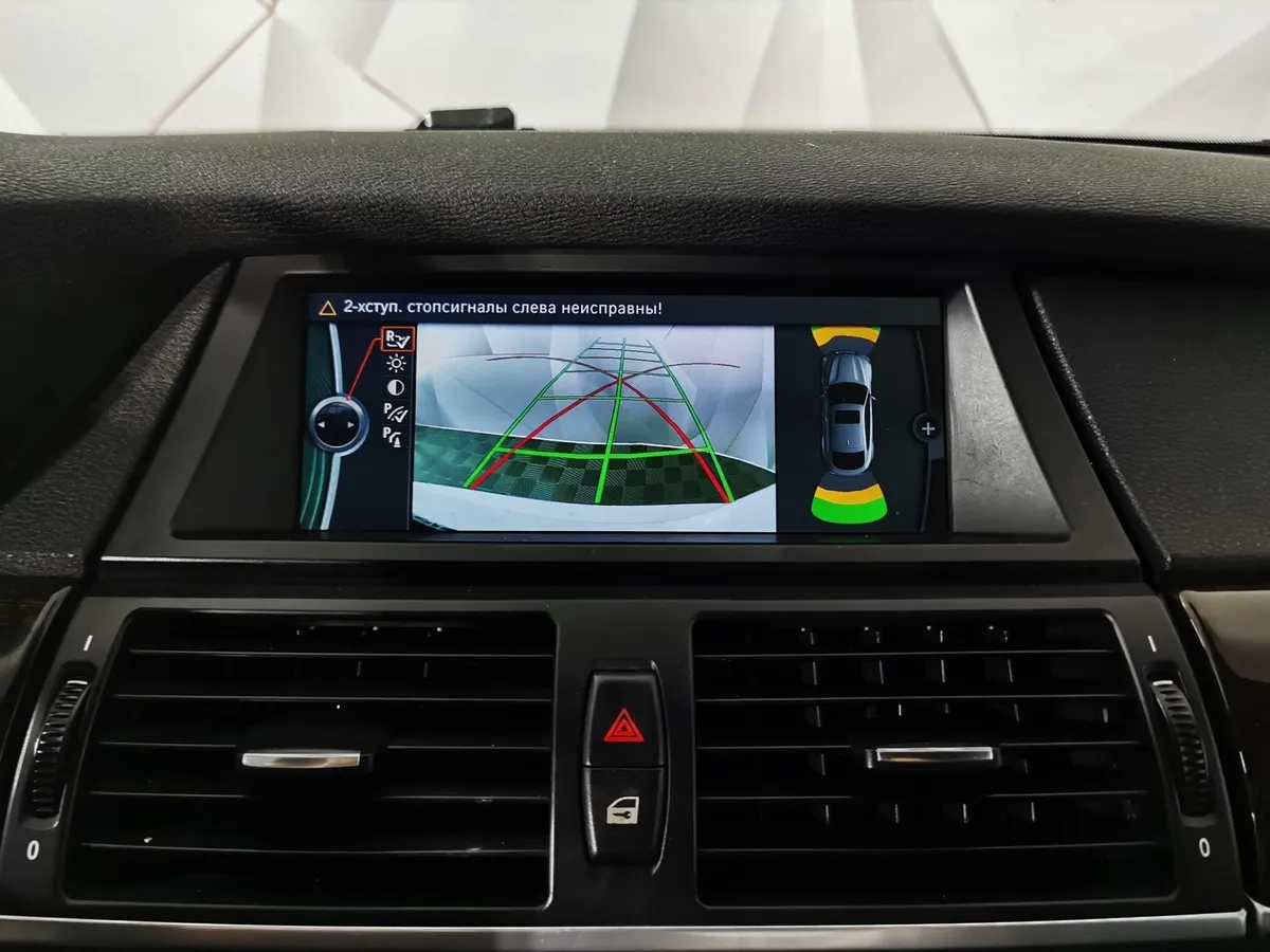 BMW X6 xDrive35i 8AT (306 л.с.) Белый в АВИЛОН. Слайд №18