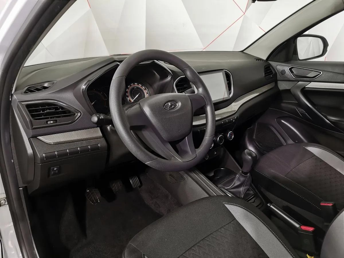 ВАЗ (Lada) Vesta 1.6 MT (106 л.с.) Белый в АВИЛОН. Слайд №18