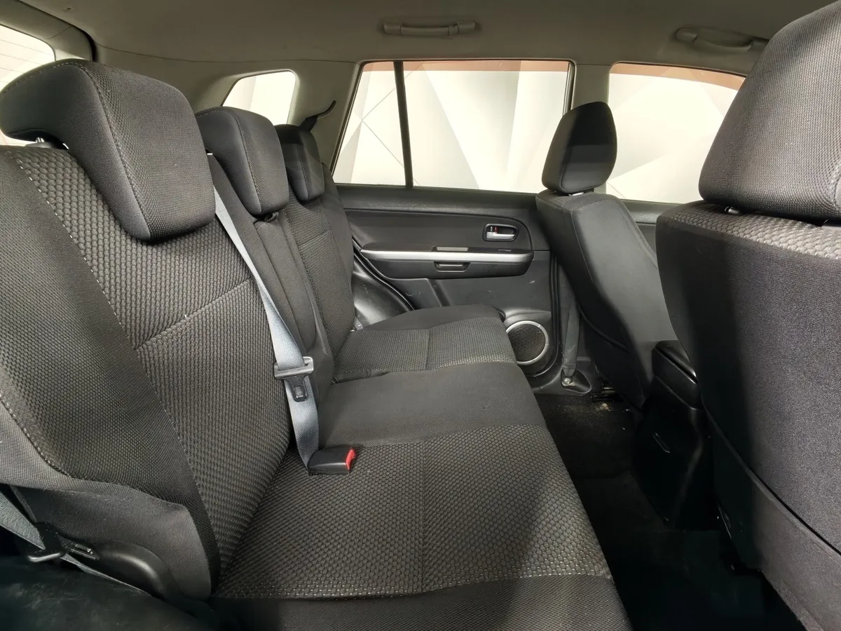 Suzuki Grand Vitara 2.4 AT AWD (169 л.с.) Серебристый в АВИЛОН. Слайд №15