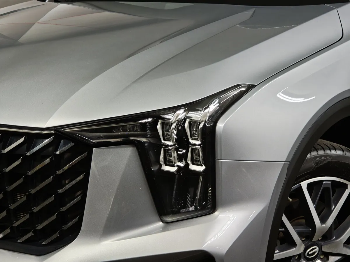 GAC GS8 2.0 AT 4WD (190 л.с.) GL Серый в АВИЛОН. Слайд №10