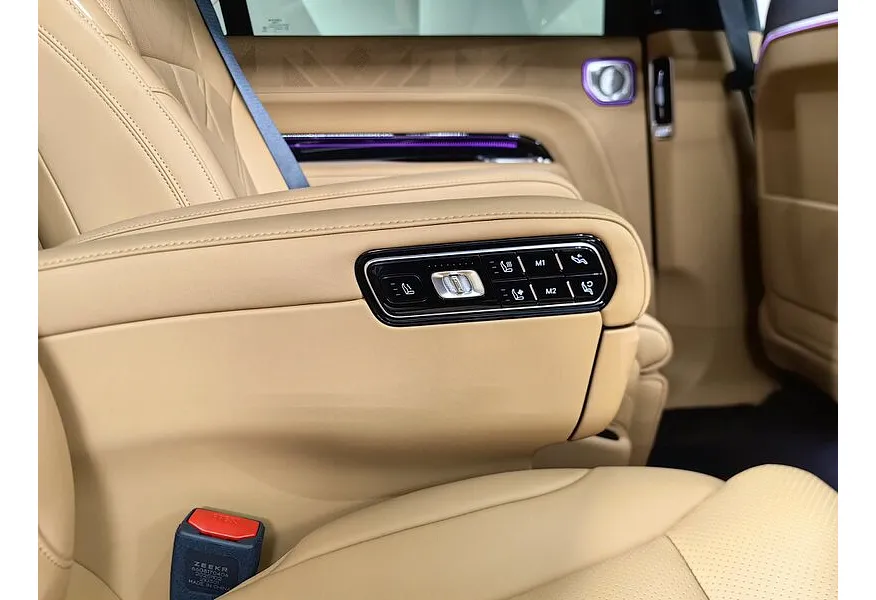 Zeekr 9X 2.0h AT 4WD (1177 л.с.) Ultra Черный в АВИЛОН. Слайд №20