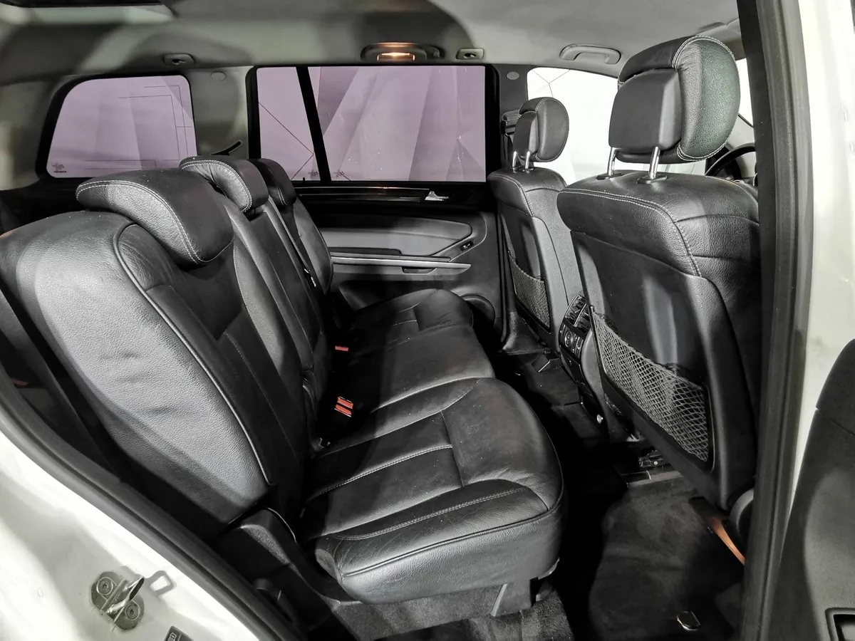 Mercedes-Benz GL 350 CDI BlueEFFICIENCY 7G-Tronic 4MATIC (224 л.с.) Белый в АВИЛОН. Слайд №16