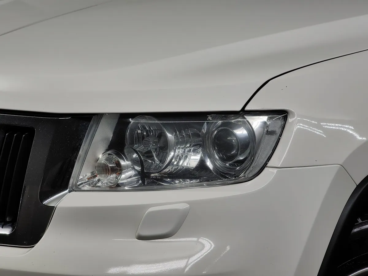 Jeep Grand Cherokee 3.0 TD AT (241 л.с.) Белый в АВИЛОН. Слайд №10