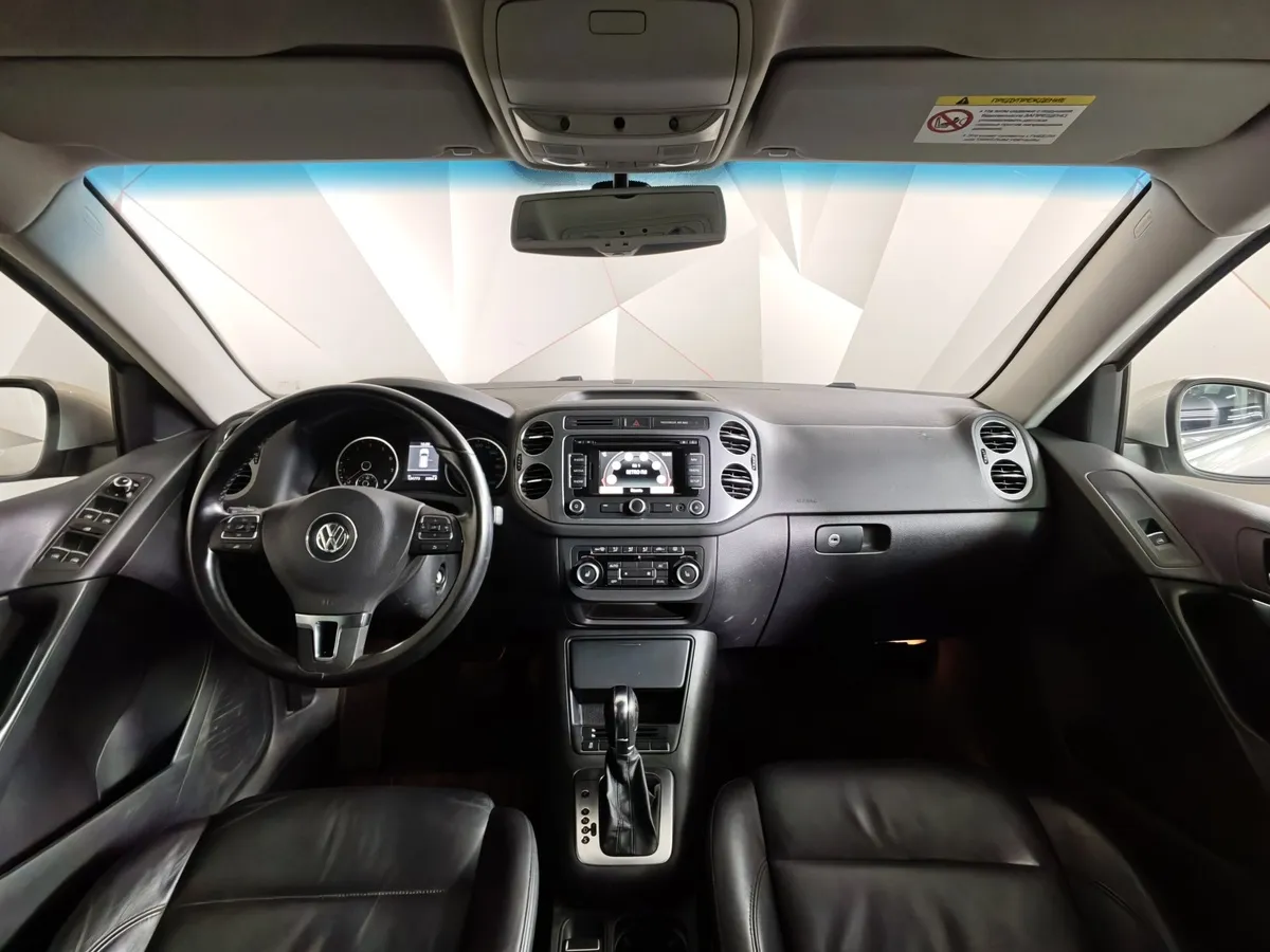 Volkswagen Tiguan 2.0 TSI 4Motion AT (170 л.с.) Track & Field Желтый в АВИЛОН. Слайд №13