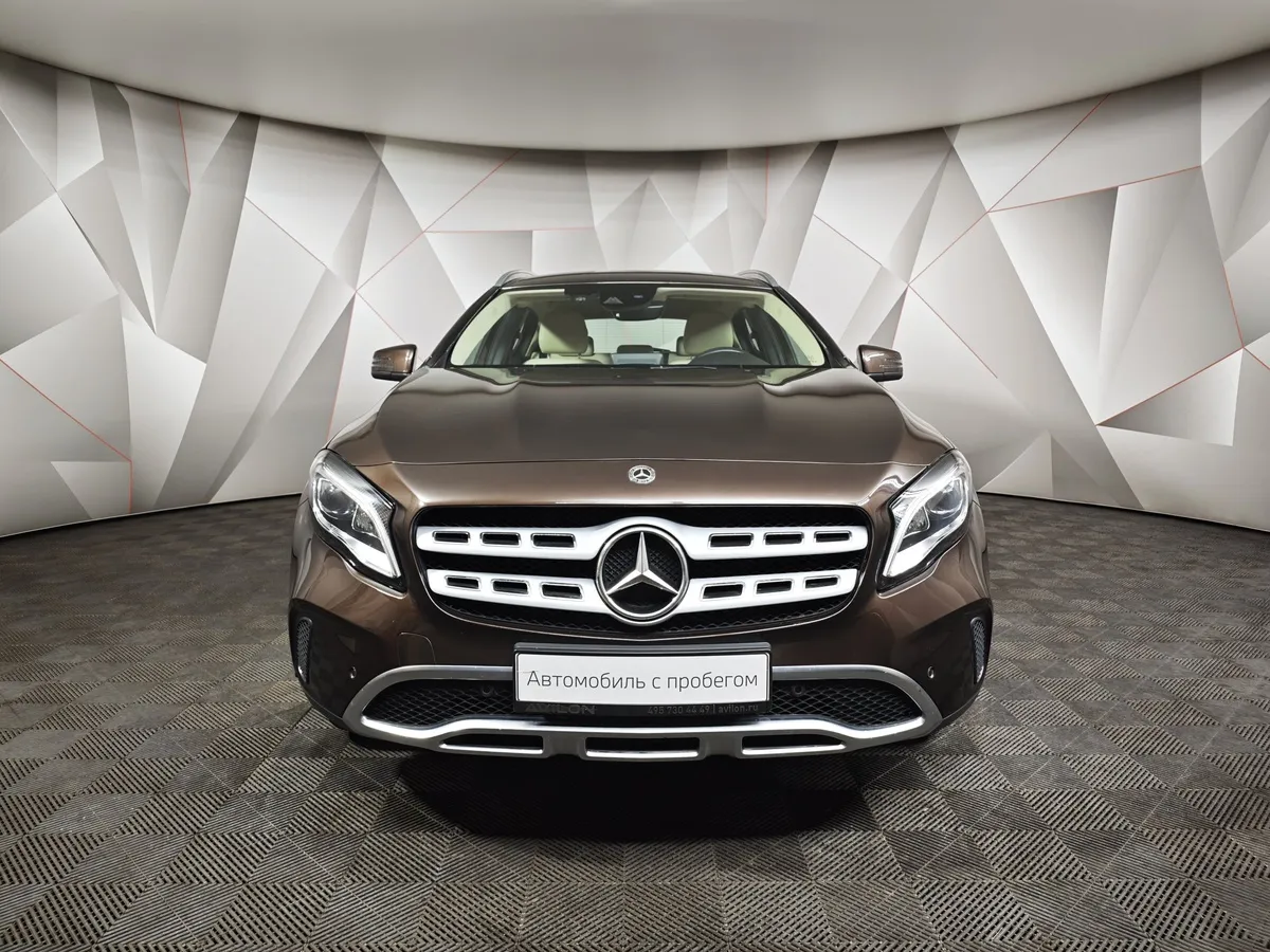 Mercedes-Benz GLA 250 7G-DCT 4MATIC (211 л.с.) Особая серия Коричневый в АВИЛОН. Слайд №7