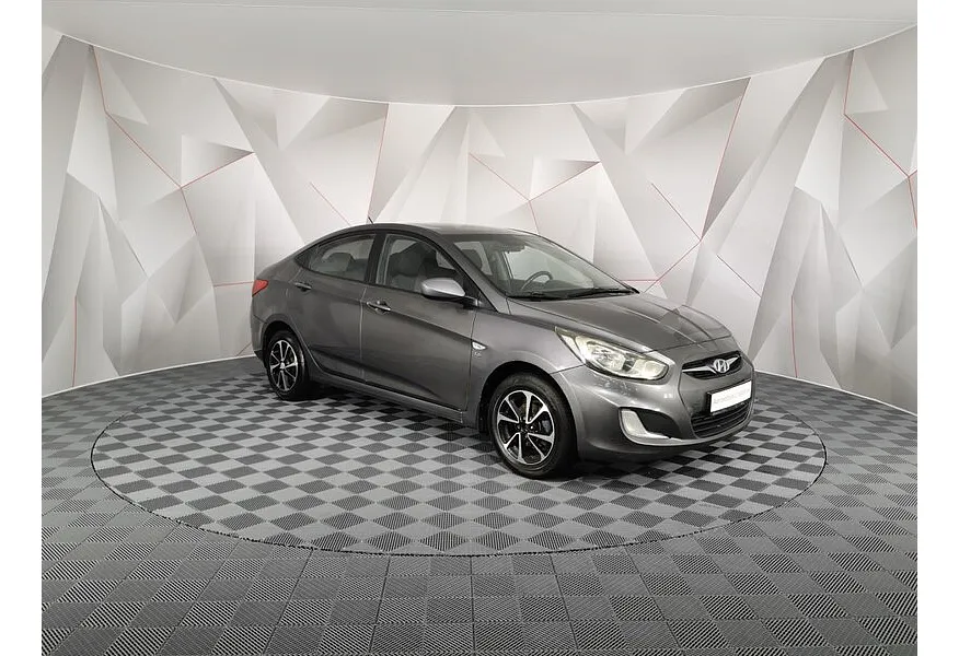 АВИЛОН - Hyundai Solaris 1.6 MT (123 л.с.) Active Plus Серый - slide 1
