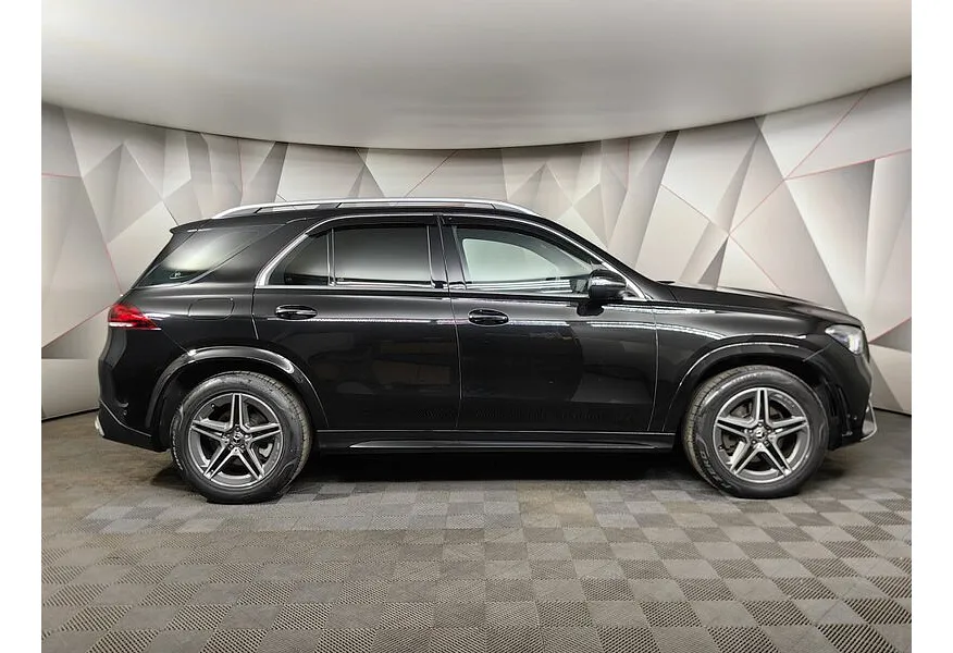 Mercedes-Benz GLE 400 d 4MATIC 9G-TRONIC (330 л.с.) Luxury Черный в АВИЛОН. Слайд №6