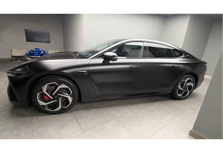 EXEED Exlantix ES 1.5 DHT 4WD (469 л.с.) REEV Sport Черный в АВИЛОН. Слайд №3