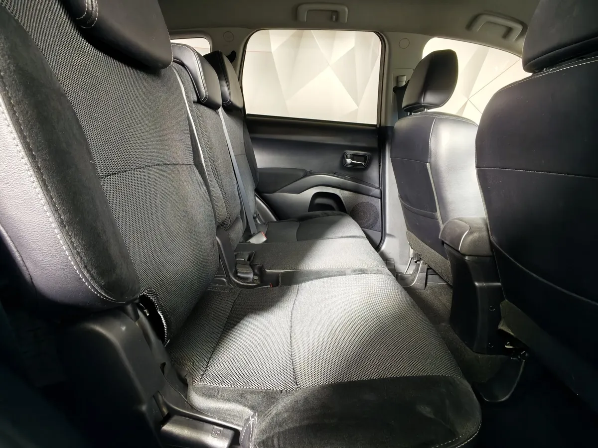 Peugeot 4007 2.0 CVT 4x4 (147 л.с.) Белый в АВИЛОН. Слайд №16