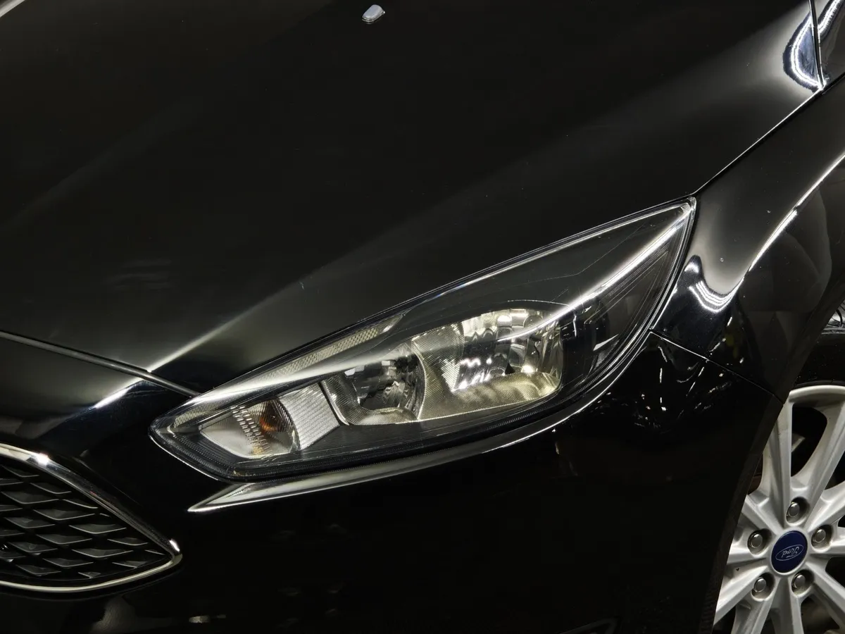 Ford Focus 1.5 EcoBoost AT (150 л.с.) Titanium Черный в АВИЛОН. Слайд №10