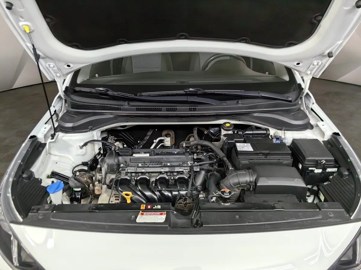 Hyundai Solaris 1.6 AT (123 л.с.) Active Plus Белый в АВИЛОН. Слайд №11