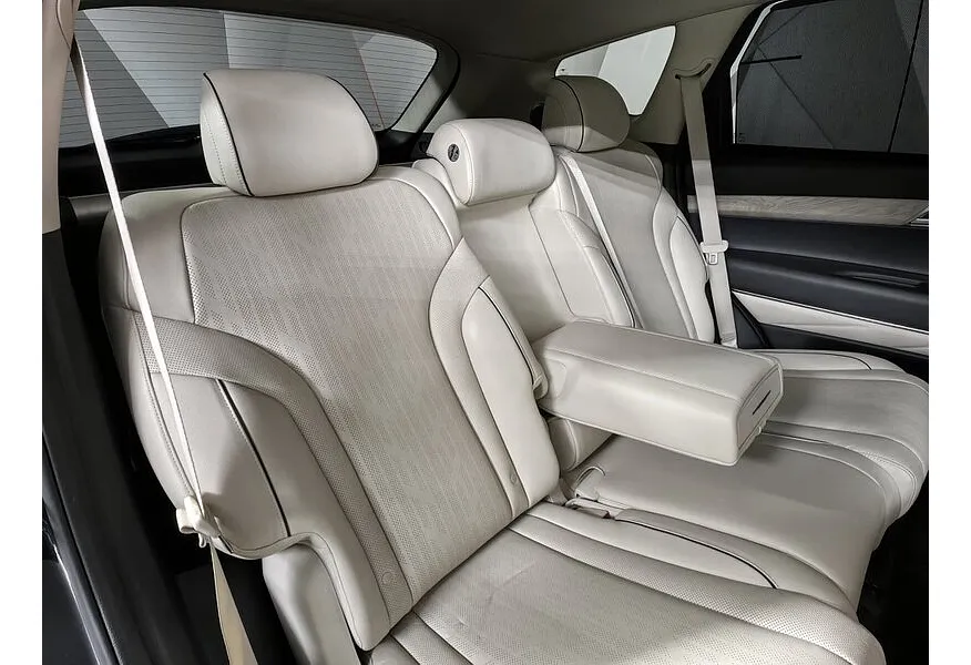 АВИЛОН - Genesis GV80 2.5 T-GDI 8AT 4WD (249 л.с.) Luxury Черный - slide 13