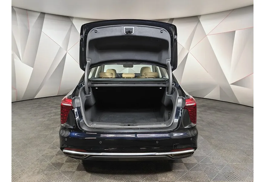 Hongqi H5 2.0 AT (218 л.с.) Comfort Plus Черный в АВИЛОН. Слайд №11