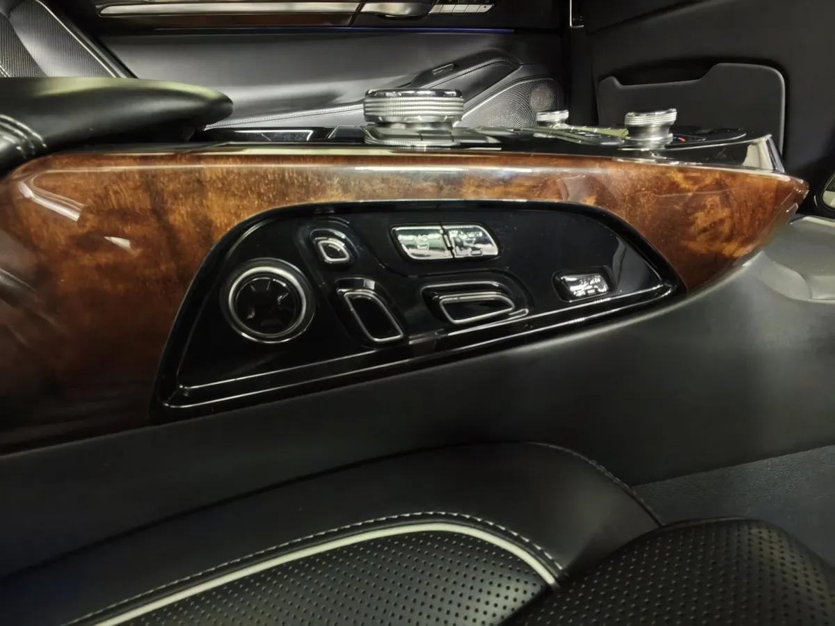 Genesis G90 3.3 T-GDI AT AWD (5 мест) (370 л.с.) Elite Черный в АВИЛОН. Слайд №22