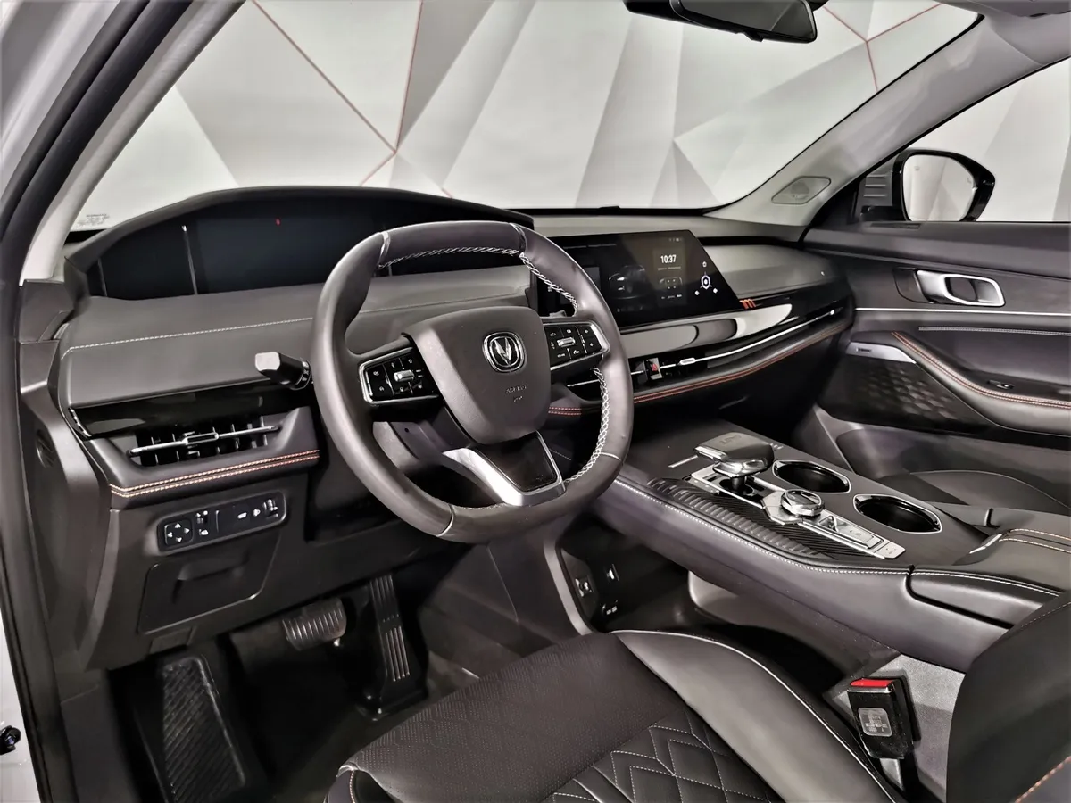 Changan UNI-K 2.0 AT 4WD (226 л.с.) Tech Серый в АВИЛОН. Слайд №18