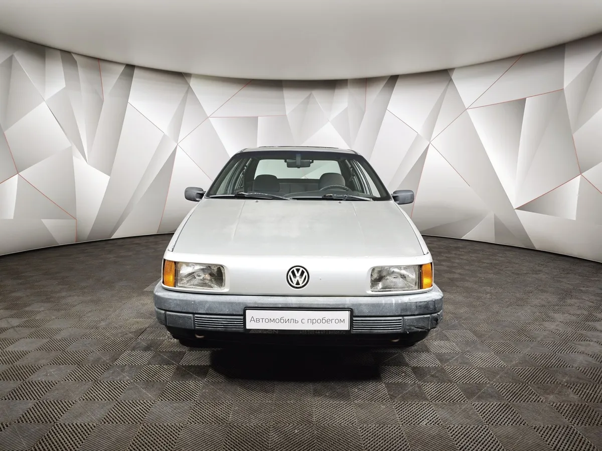 Volkswagen Passat 1.8 MT (90 л.с.) Белый в АВИЛОН. Слайд №7