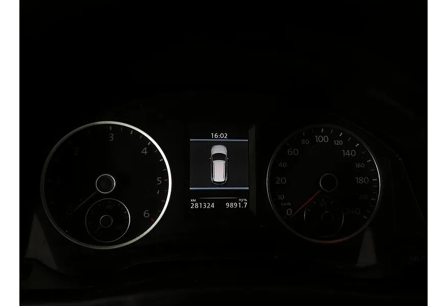 Volkswagen Tiguan 2.0 TDI 4Motion AT (140 л.с.) Track & Field Черный в АВИЛОН. Слайд №18