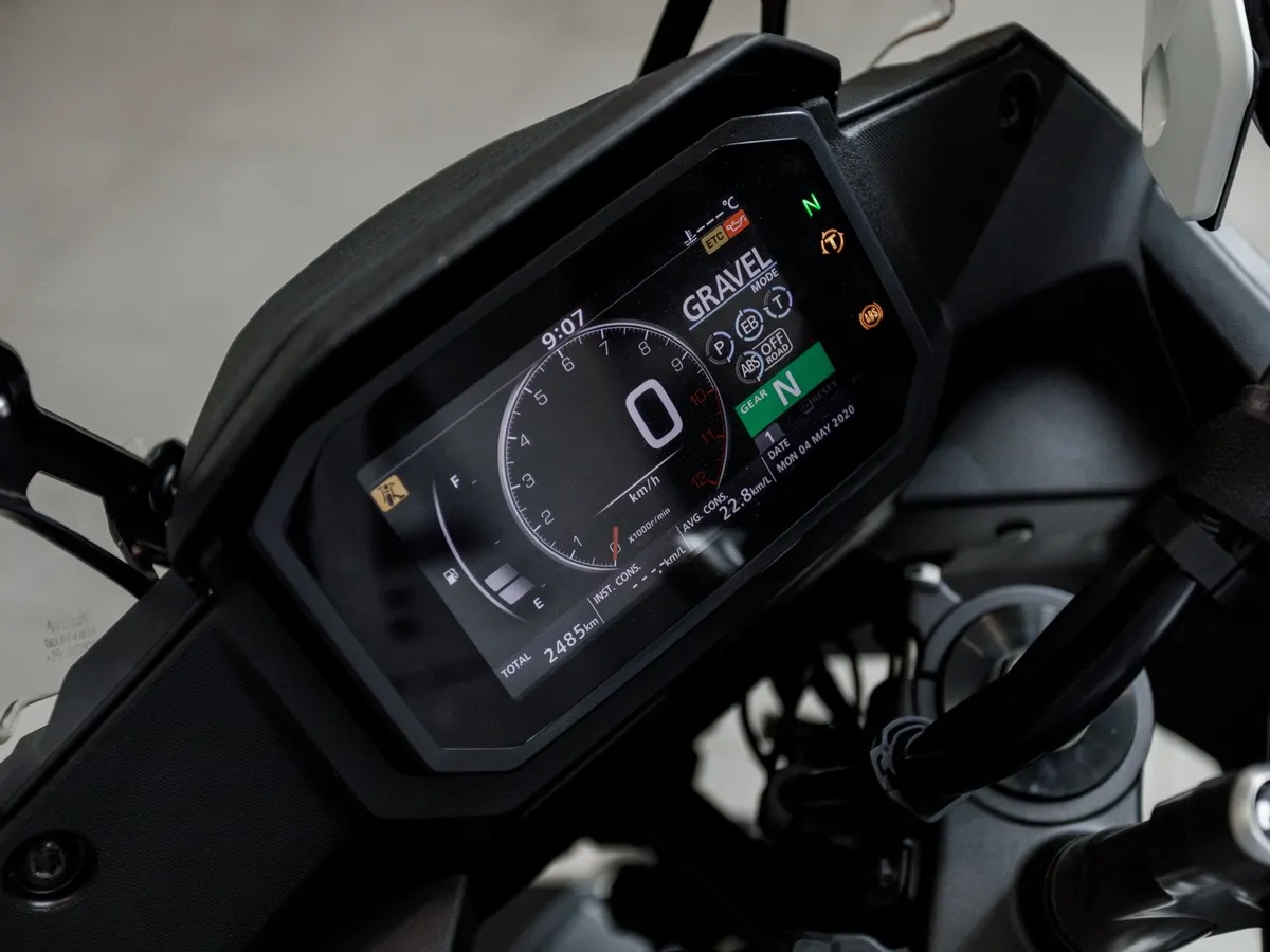 АВИЛОН - Honda XL750 755 см³ (92 л.с.) (92) 754 Белый - slide 10194023