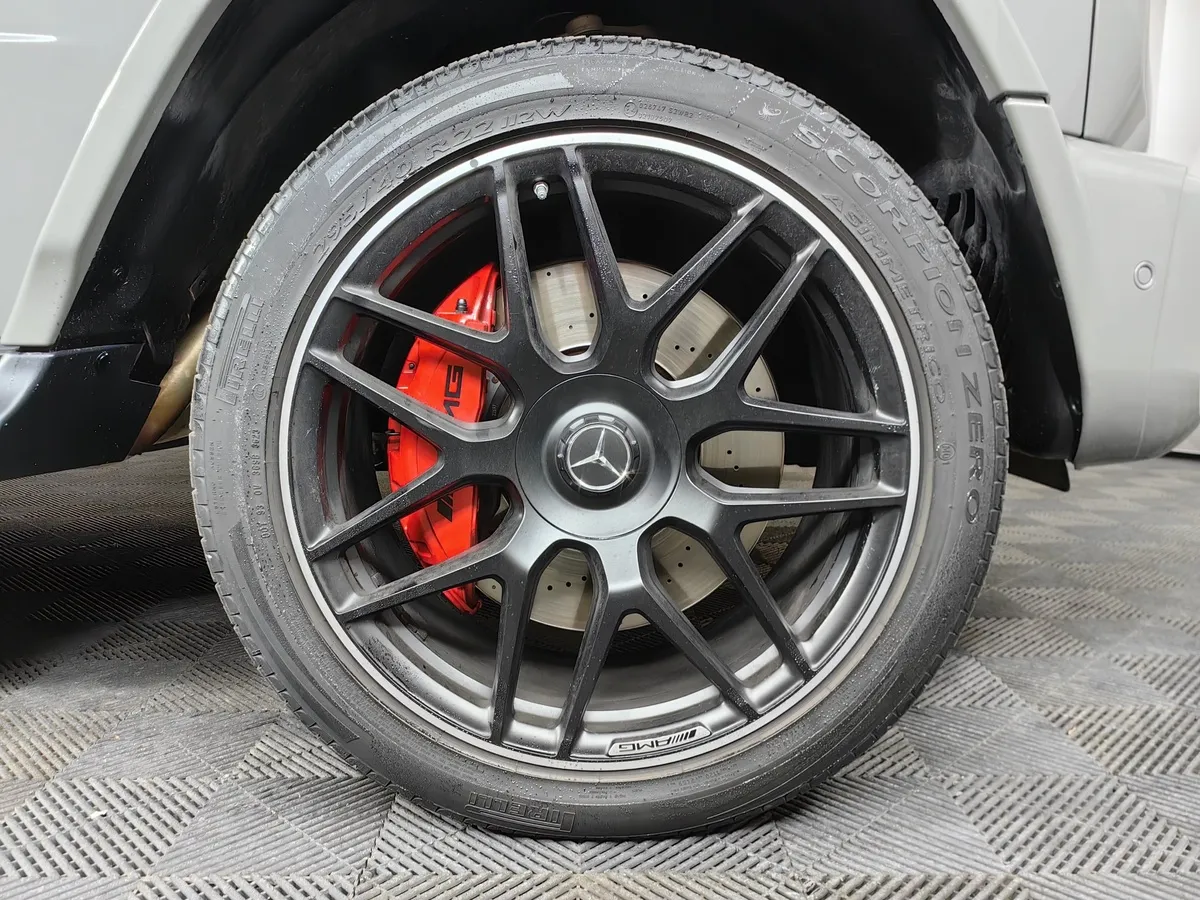 Mercedes-Benz G-Класс G 63 AMG Speedshift Plus 9G-Tronic (571 л.с.) Серый в АВИЛОН. Слайд №9