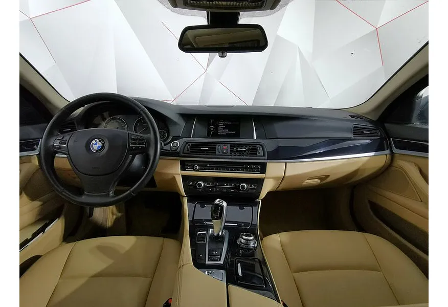 BMW 5 серия 520i AT (184 л.с.) Черный в АВИЛОН. Слайд №11