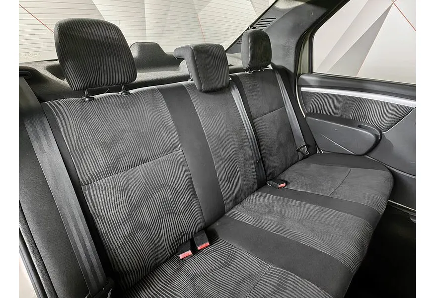 Renault Logan 1.6 MT (102 л.с.) Бежевый в АВИЛОН. Слайд №14