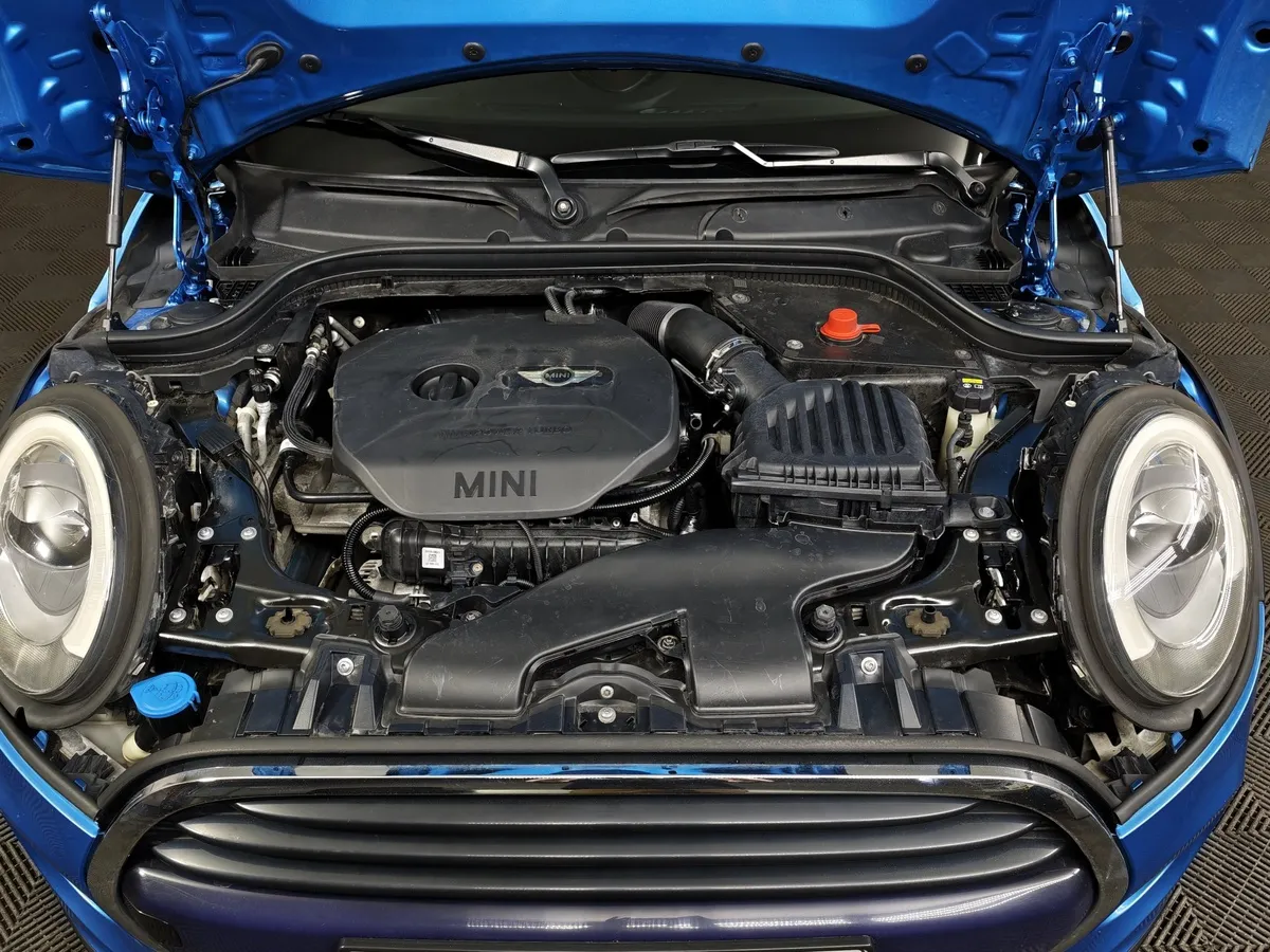 MINI 3 двери 1.5 AT (136 л.с.) Голубой в АВИЛОН. Слайд №10